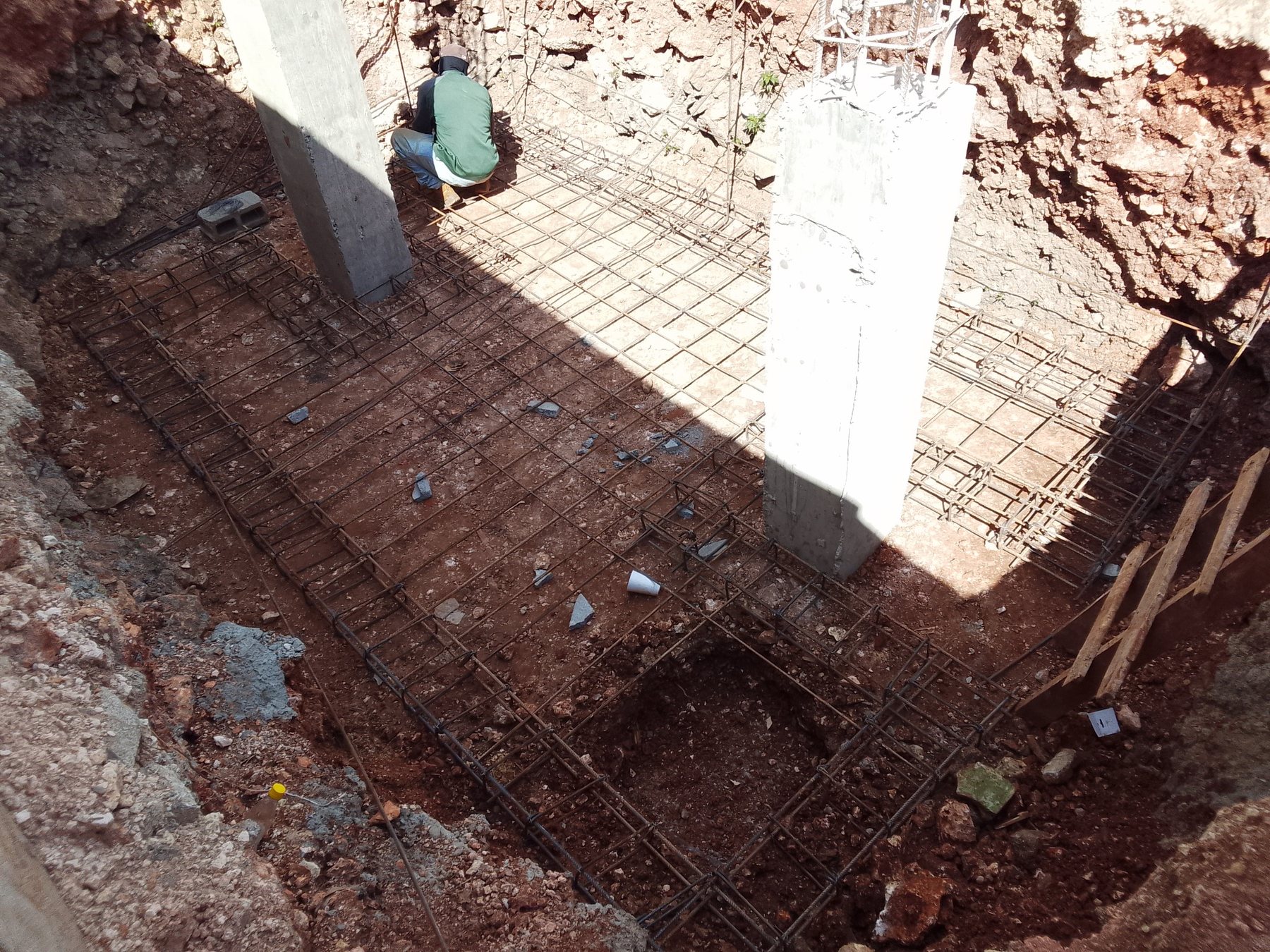 Armado de losa de piso para cisterna
